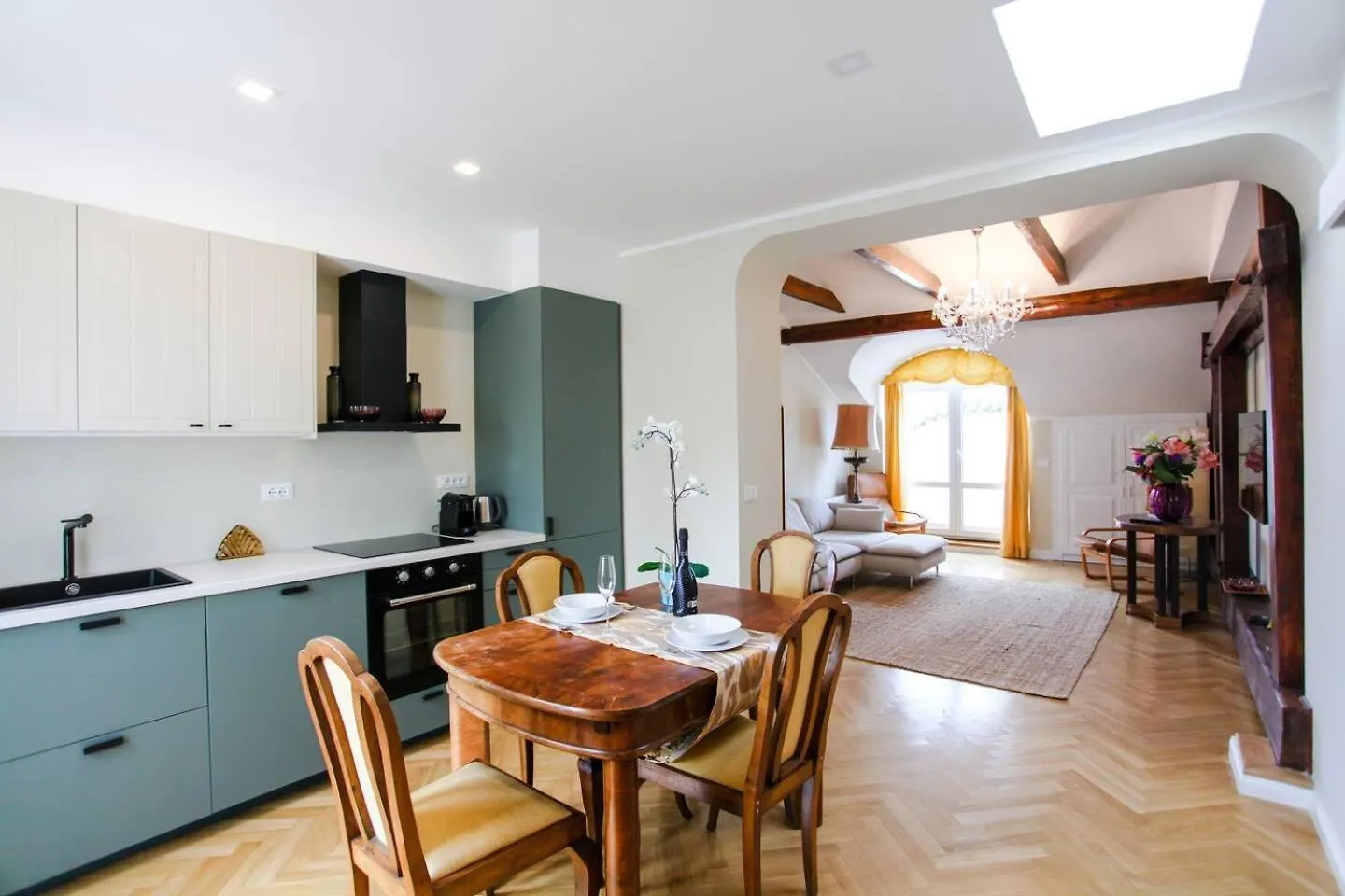 Charles Bridge Unique Maisonette Prag