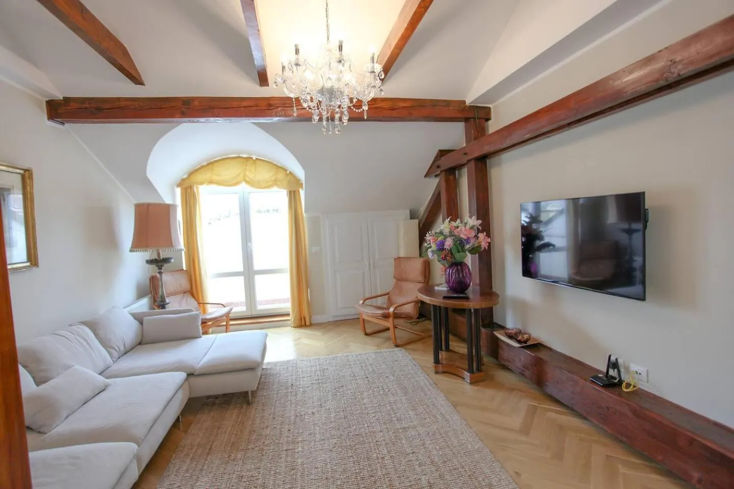 Charles Bridge Unique Maisonette Prague Apartment